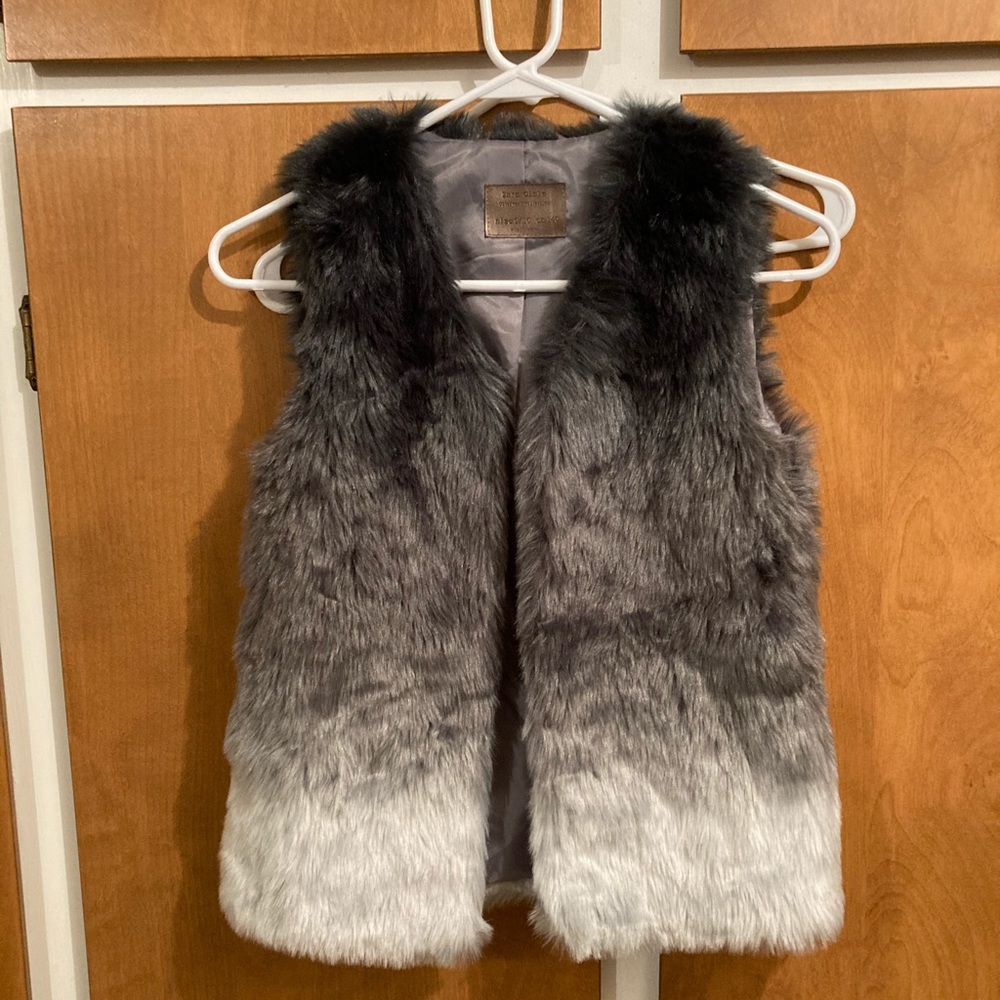 Zara girls faux fur vest